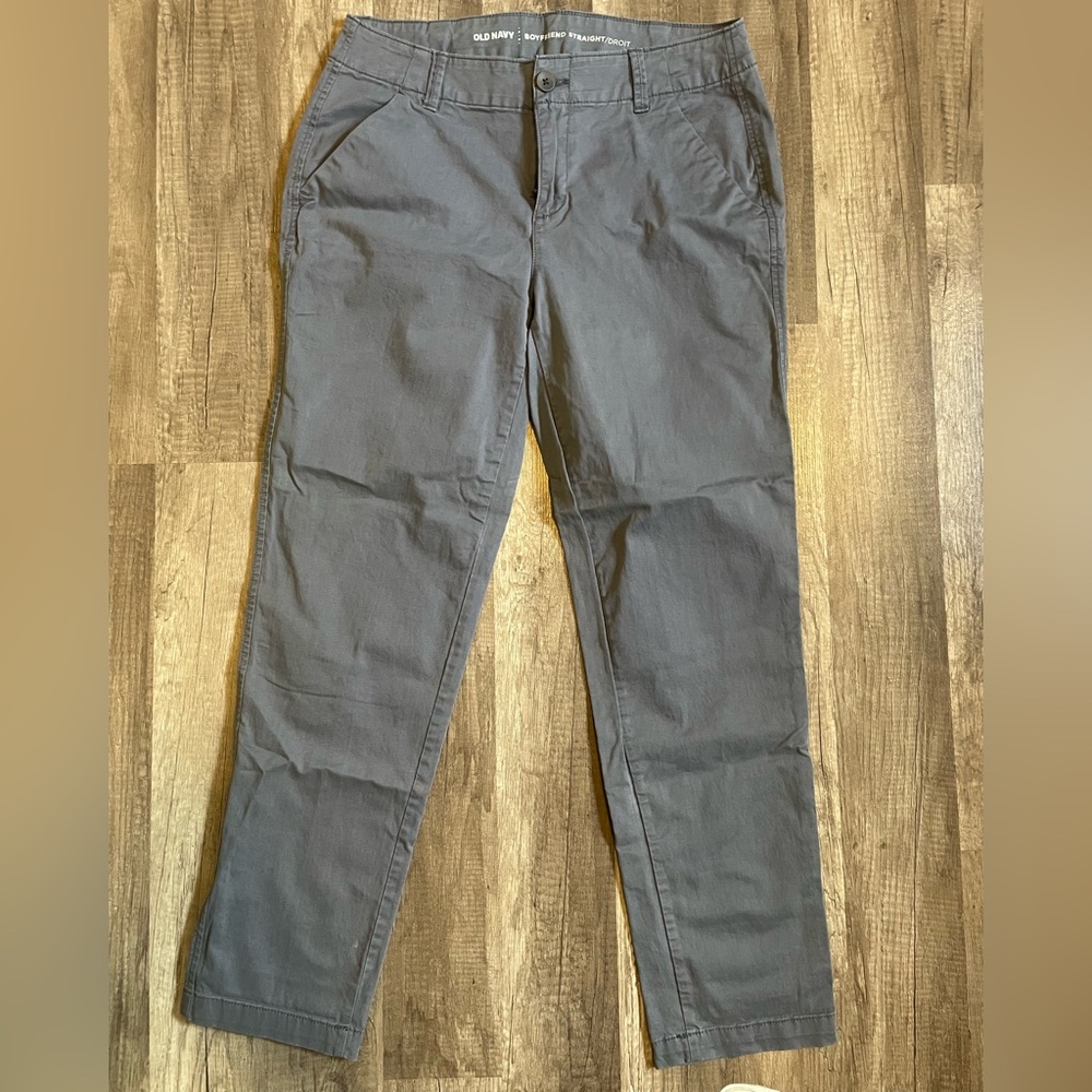 Old Navy gray pants